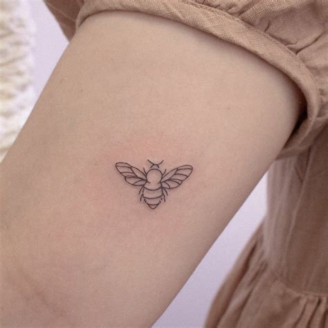 101 Best Bee Tattoo Ideas You Ll Have To See To Believe Outsons