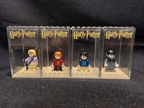 Lego LEGO NEW 4x Figurine Harry Potter Dans Une Vitrine Catawiki