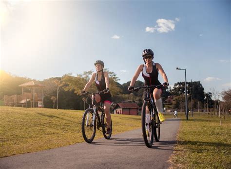 hybrid bike  mountain bike differences