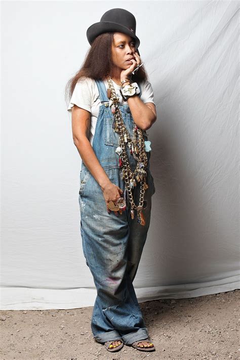 The Erykah Badu Look Book | Erykah badu style, Afro punk outfits, Style