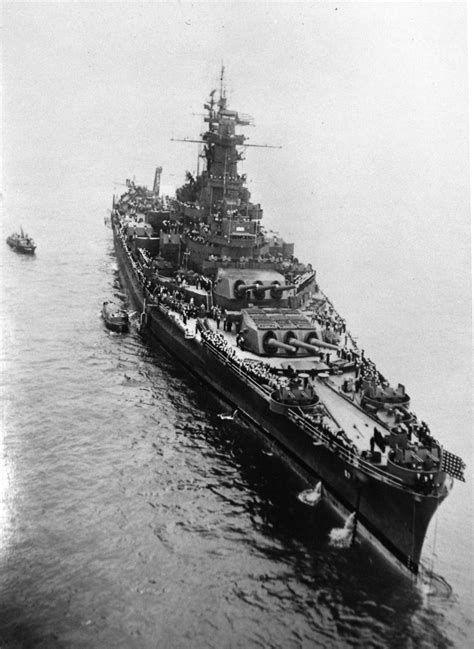 LC-Lot-10625-4: USS South Dakota (BB-57), October 27, 1945