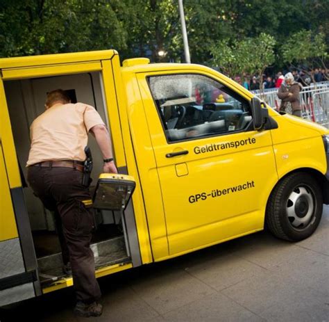 Warnstreiks Bei Geldtransporter Fahrern In Rostock Welt