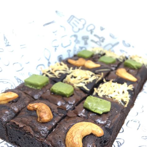 Jual Fudgy Brownies 1 2 Loyang Choco Chips Kab Tangerang