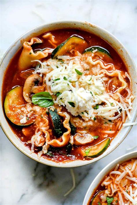 Slow Cooker Lasagna Soup Vegetarian