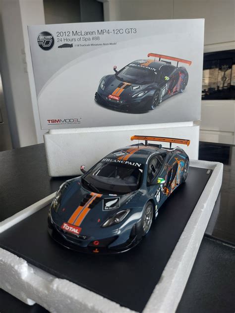 TrueScale Miniatures 1 18 Model Race Car 2012 McLaren MP4 12C GT3