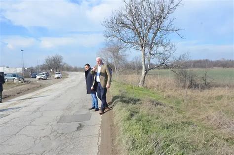 Дългочаканият цялостен ремонт на Рогошко щосе започва днес. Първата ...