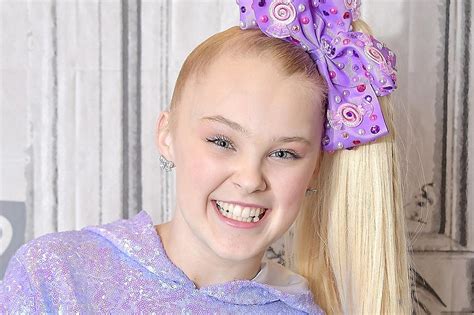 JoJo Siwa Estatura Altura Peso Medidas Wiki