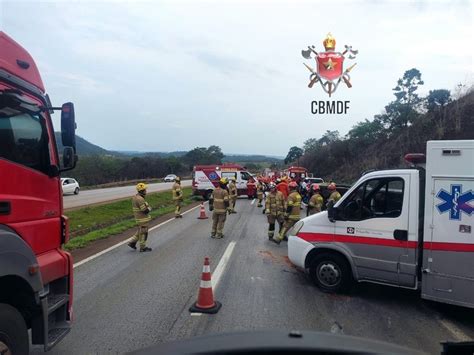 Df Van Cinco Crian As Tomba E Passageiros S O Hospitalizados