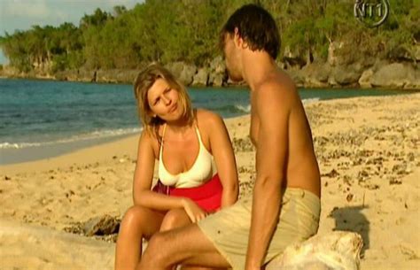 Naked Lynda Lacoste In Les Vacances De L Amour