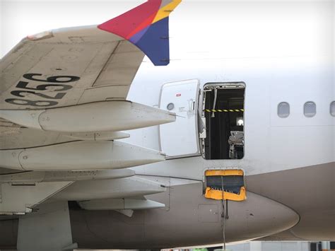 Passenger Opens Emergency Door Mid Air On Asiana Flight Video Shows Terror