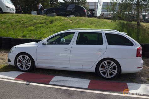 Škoda Octavia Combi 2010