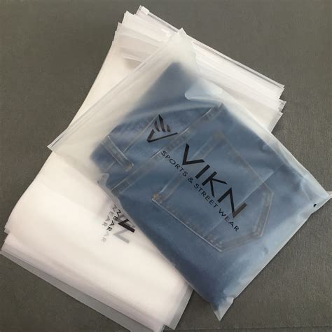 100 Biodegradable Frosted Matte Ziplock Factory Price Waterproof Bag Custom Plastic Zip Packing