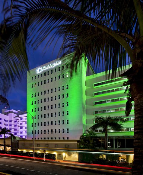 Discount Coupon for Holiday Inn Miami Beach - Oceanfront in Miami Beach, Florida - Save Money!