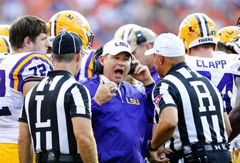 Report Les Miles Will Be At Michigan For Indiana Game