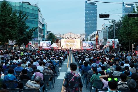 14년만에 부활 ‘대전 0시 축제 첫날부터 “중앙로 들썩” Save Internet 뉴데일리