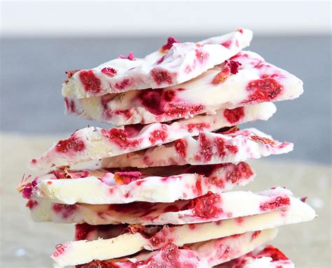 We Tried It High Protein Frozen Yogurt Bark We Love