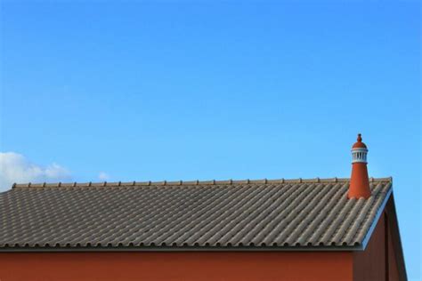 Isolation du conduit de cheminée dans les combles comment faire