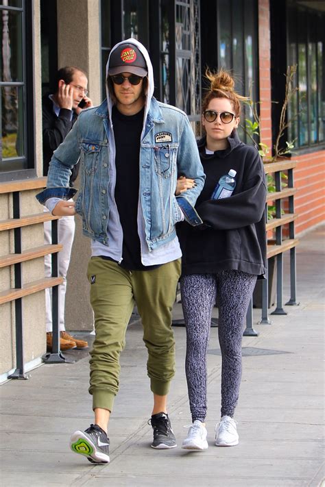 Ashley Tisdale - Goes for Brunch With Her Husband Christopher French