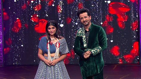 Watch Star Pravah Parivaar Puraskar 2024 S4 Episode 1 On Disney Hotstar