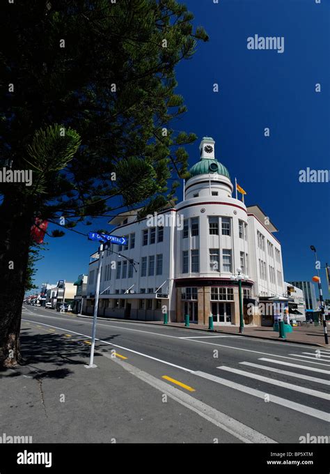 Art Deco buildings in Napier Stock Photo - Alamy