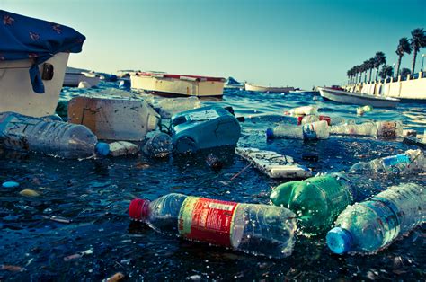 Plastic Oceans Might Mean Plastic People - Awesome Ocean