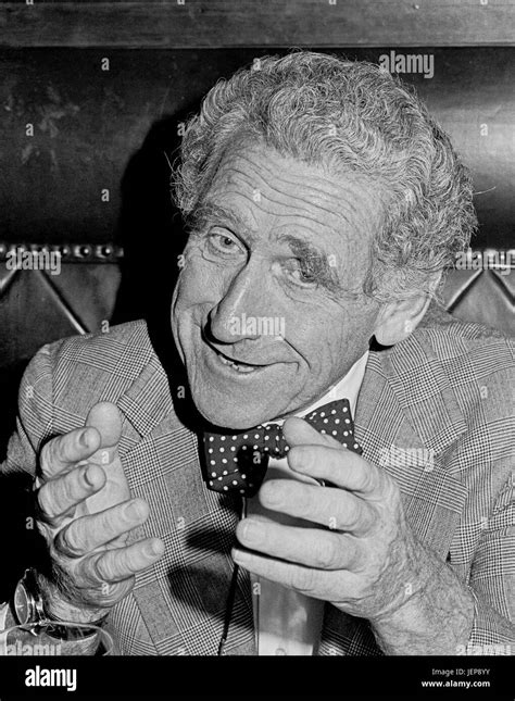 Bw420 23 James Whitmore January 14 1977 Stock Photo Alamy