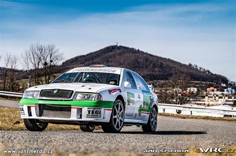 Hrachovec Jan Řepková Adéla Škoda Octavia 4x4 Rally Monte Komvet