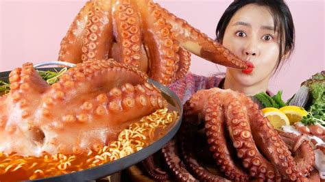 Mukbang Asmr So Fresh Octopus🐙 Spicy Noodles Eat Seafood Korean