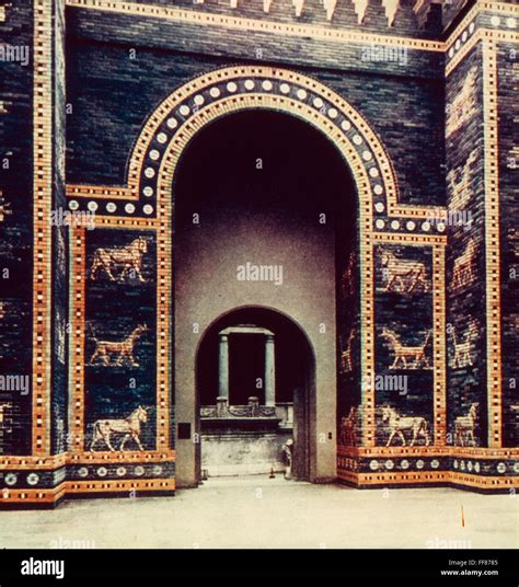 Porta Ishtar Di Babilonia Immagini E Fotos Stock Alamy