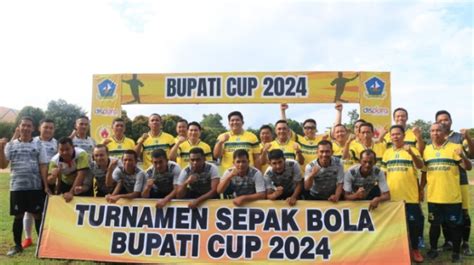 Turnamen Sepak Bola Bupati Cup Dimulai Ini Lokasi Dan Waktu