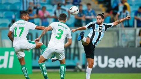 Grêmio busca empate Juventude no fim em jogo vaias a Mancini