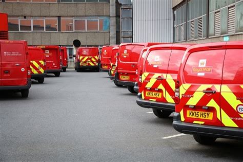 Royal Mail orders 100 Peugeot electric vans