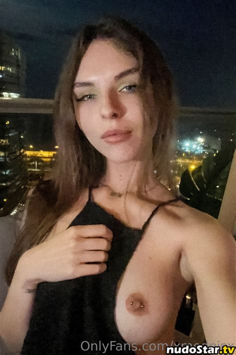 Vika Mednis Xmednisx Nude OnlyFans Photo 326 Nudostar TV