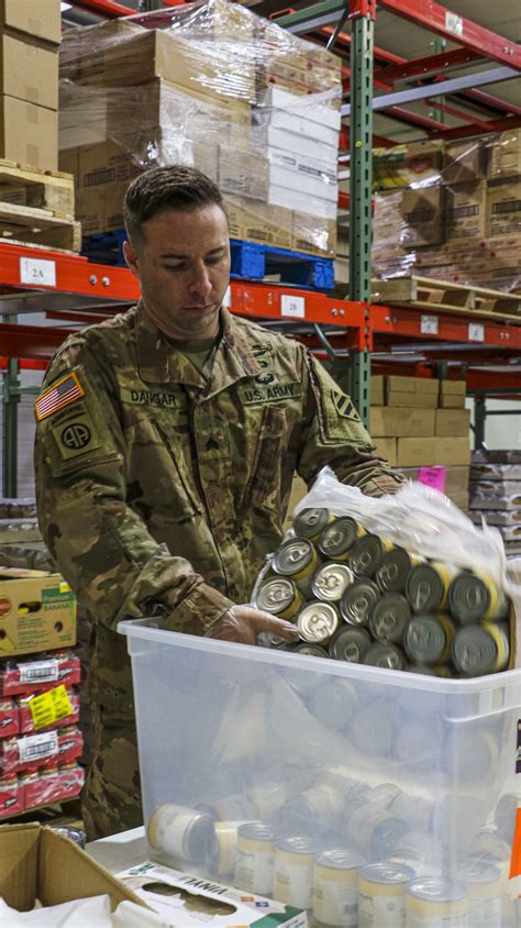 Dvids News Georgia Guardsmen Fill The Gap At Local Food Banks