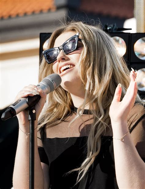 Facts About Ella Henderson Factsnippet