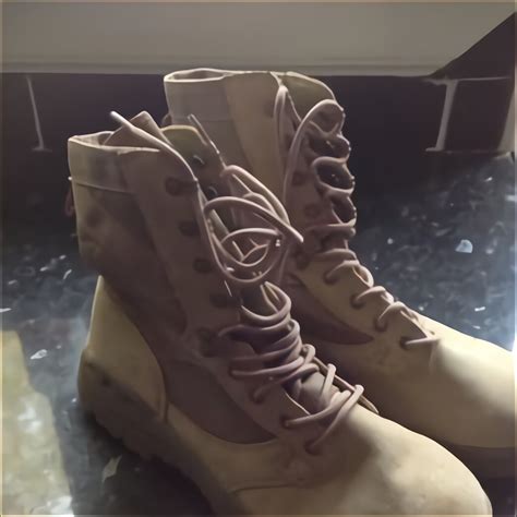 Magnum Desert Boots 8 For Sale In Uk 17 Used Magnum Desert Boots 8