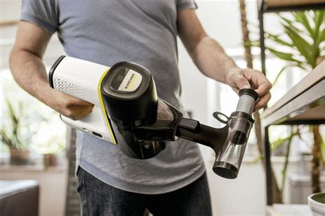 Karcher VC 6 Cordless Premium ourFamily вертикальный пылесос Керхер ...