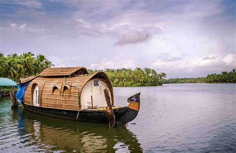 5 Reasons To Visit Kerala India — Flying The Nest