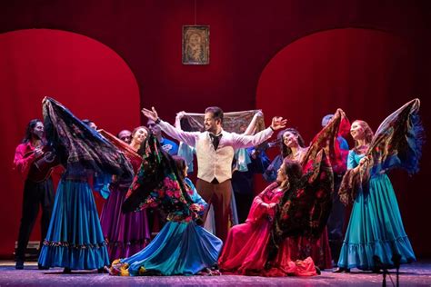 Moscow's Russian Romani Theater - The Moscow Times