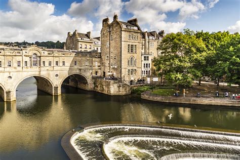 Simply the BEST things to do in Bath, England (2022)