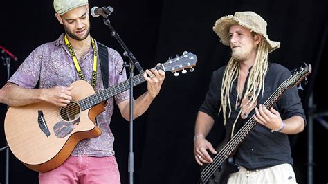 Reggae Band Lauwarm Es Geht Um Nicht Weisse Menschen Und Rassismus