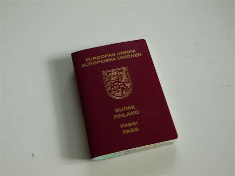 File:Finland passport 2005.jpg - Wikimedia Commons