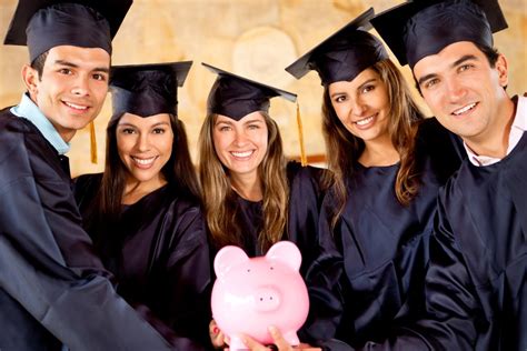 Top 10 Personal Finance Tips For College Students