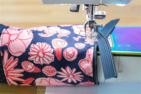 Diy Stand Up Pencil Pouch Pattern Free Sewing Pattern Pencil Pouch