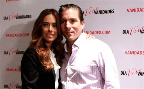 Galilea Montijo Y Su Esposo Fernando Reina Anuncian Su Divorcio