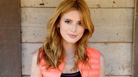 HT_bella_thorne_01_jef_150406_16x9_1600.jpg