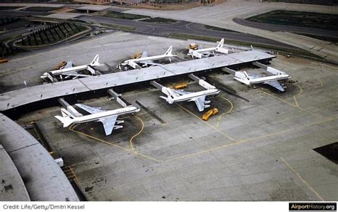 The History Of JFK Airport The United Airlines Terminal A VISUAL