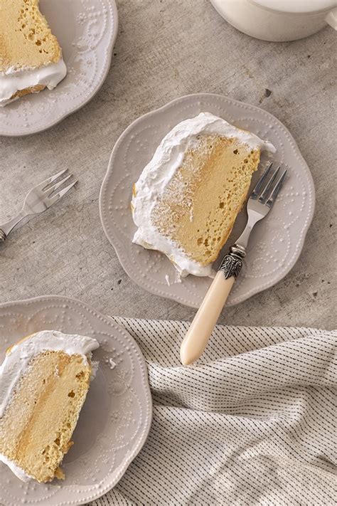 Torta de cuatro leches y manjar La Berlín