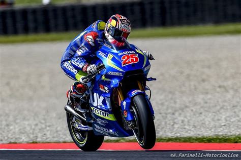 Motogp Barcellona Prove Libere Vinales Precede Lorenzo E Rossi