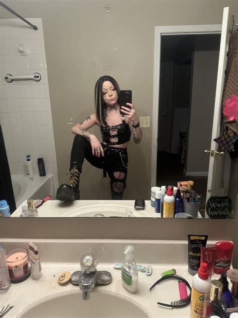 Bien Darks 🖤🪦 Shorts Sexy Beautiful Dark Leather Tattoo Gothic